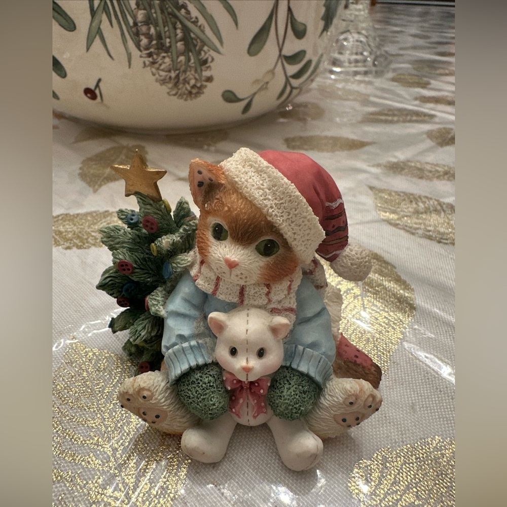 Calico kittens design by Priscilla Hillman We Wish You A Merry Christmas Vtg